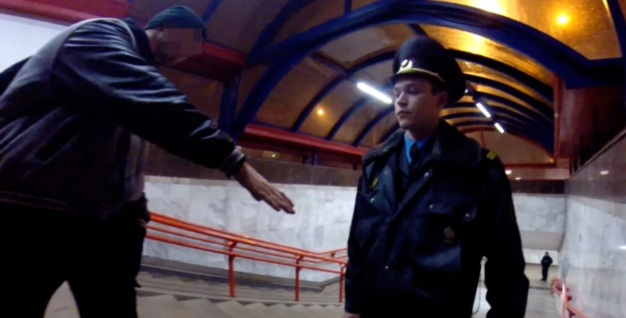 Відэа: самы ветлівы міліцыянер мінскага метрапалітэна