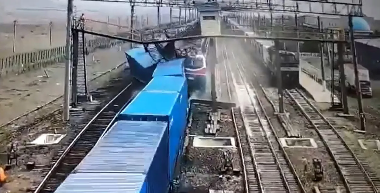 Железнодорожная авария в Казахстане
