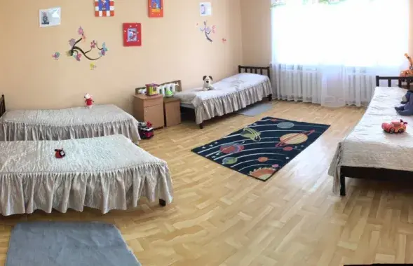 Комната в интернаате для детей с особенностями психофизического развития
