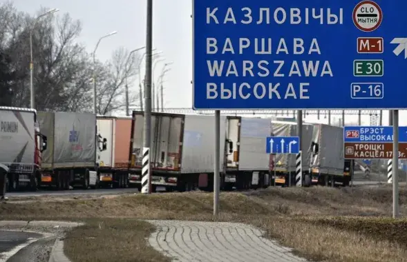 Очередь на границе с ЕС / Риа Новости
