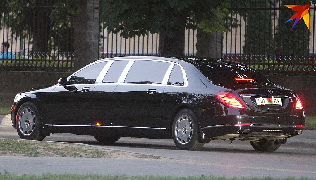 У Лукашенко новый бронелимузин Mercedes-Maybach за 1,4 миллиона евро