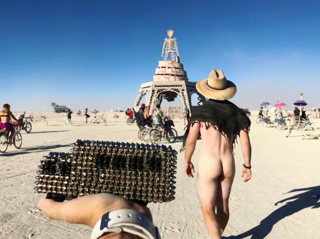 “Довериться потоку и стать им”: Burning Man 2019 глазами белорусов