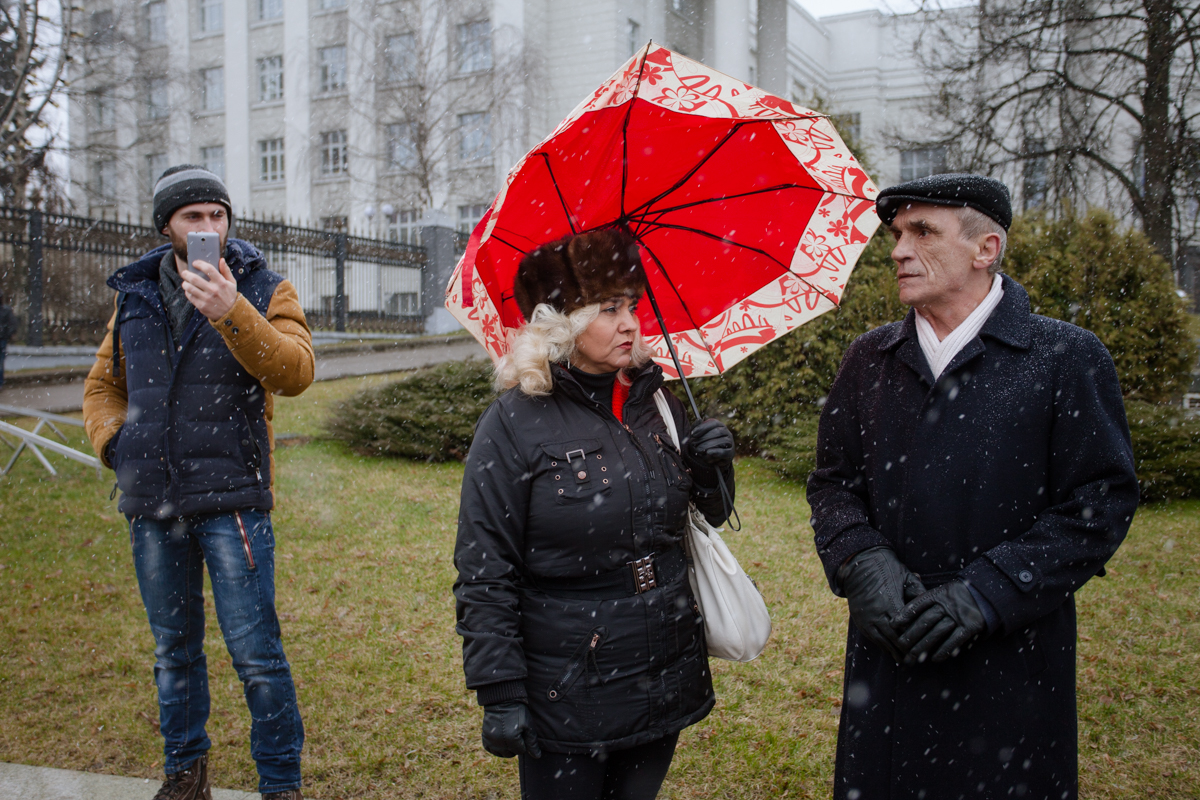 Фотагісторыя: за што можна патрапіць у аўтазак