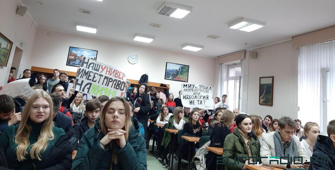 Двери закрываются: в белорусских колониях уже нельзя получить высшее образование