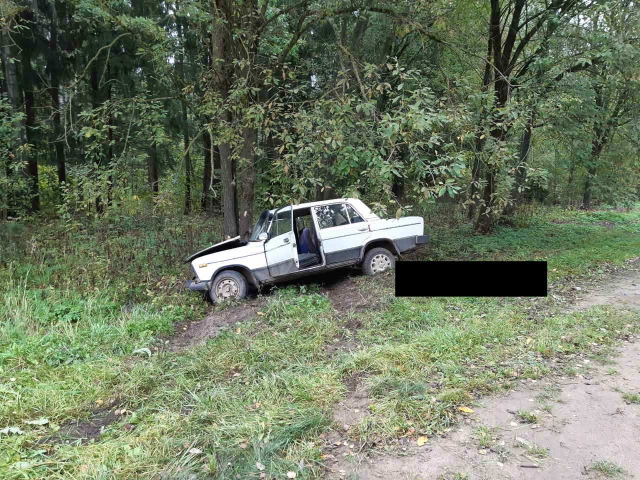 Пад Віцебскам у ДТЗ загінуў кіроўца легкавіка, двое пасажыраў траўмаваныя