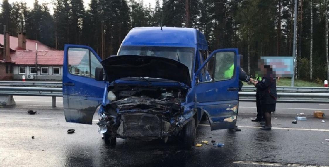 У аўтааварыі пад Санкт-Пецярбургам загінулі двое беларусаў