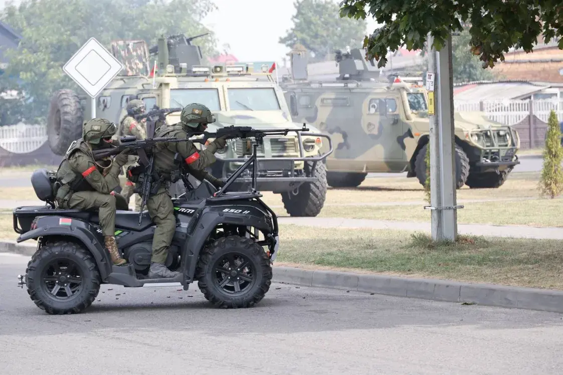 У Століне сілавікі трэніраваліся не дапусціць прарыву ў горад "праціўніка"