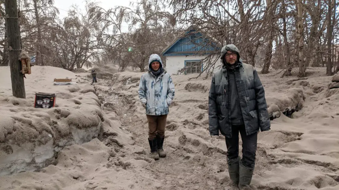 На Камчатцы населеныя пункты засыпала вулканічным попелам