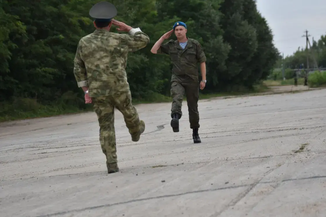 У Брэст прыехалі расійскія вайскоўцы