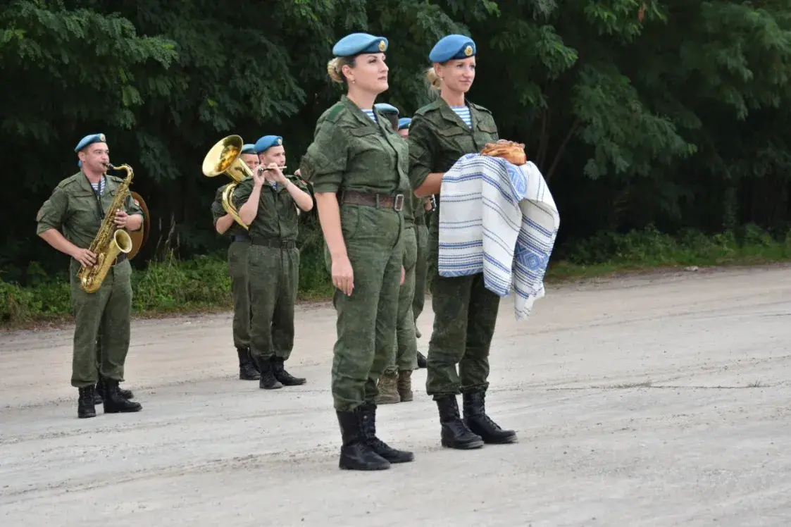 У Брэст прыехалі расійскія вайскоўцы