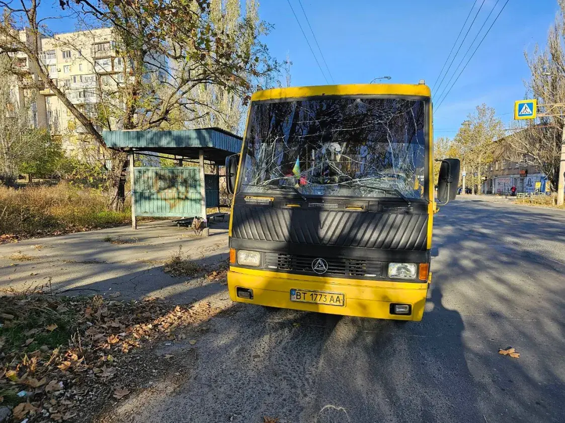 У Херсоне пад мінамётны абстрэл трапіла маршрутка