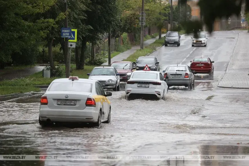 Моцная залева затапіла Гродна ў панядзелак