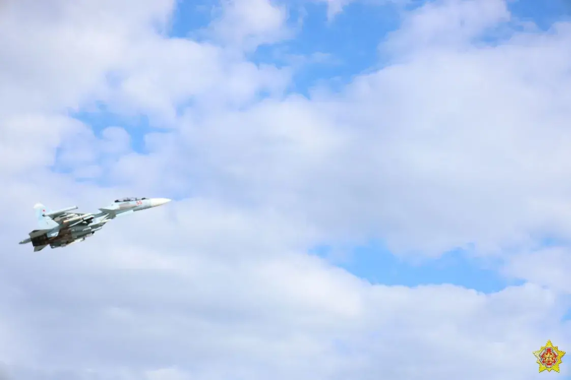 Военные самолеты РБ и РФ совместно патрулировали воздушное пространство Беларуси
