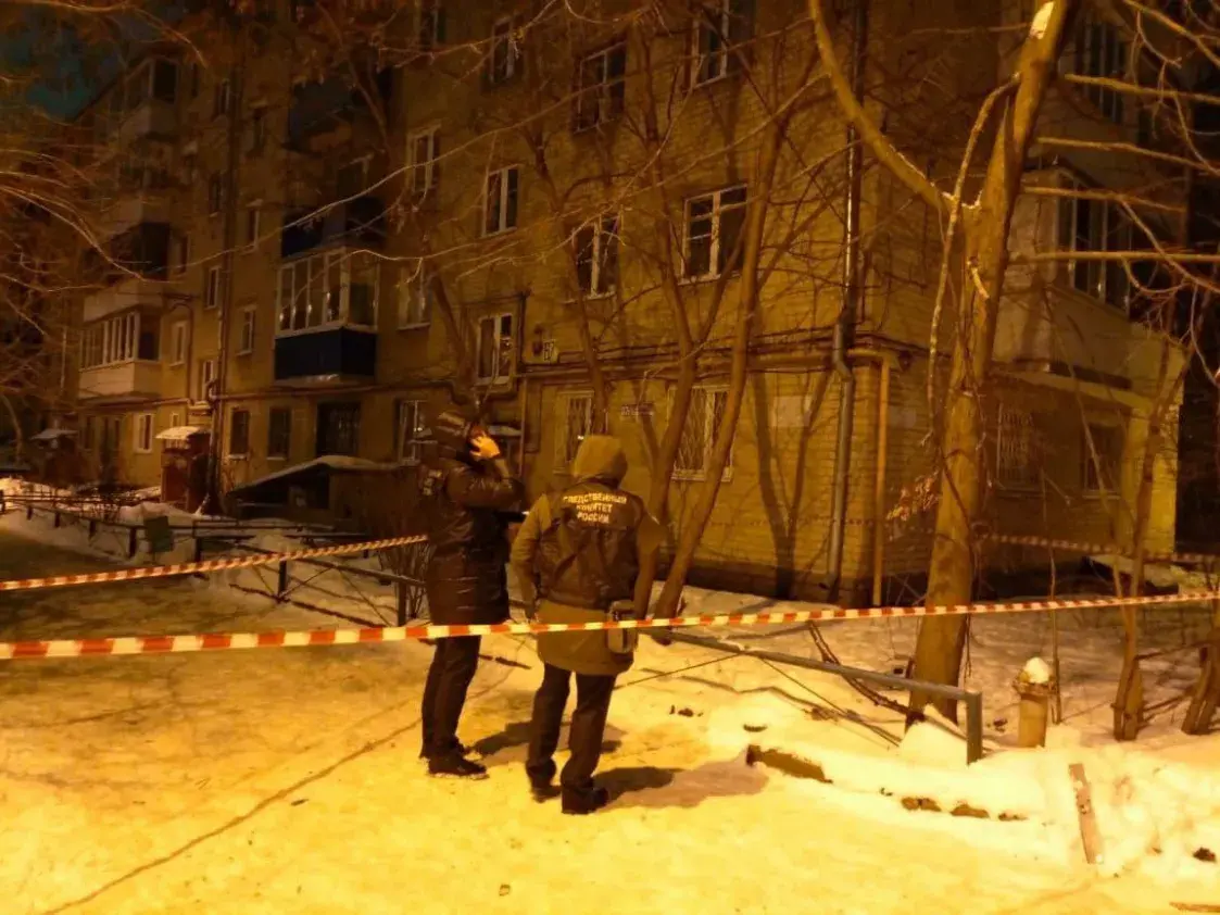 В российском Воронеже в результате атаки дронов повреждены три многоэтажки