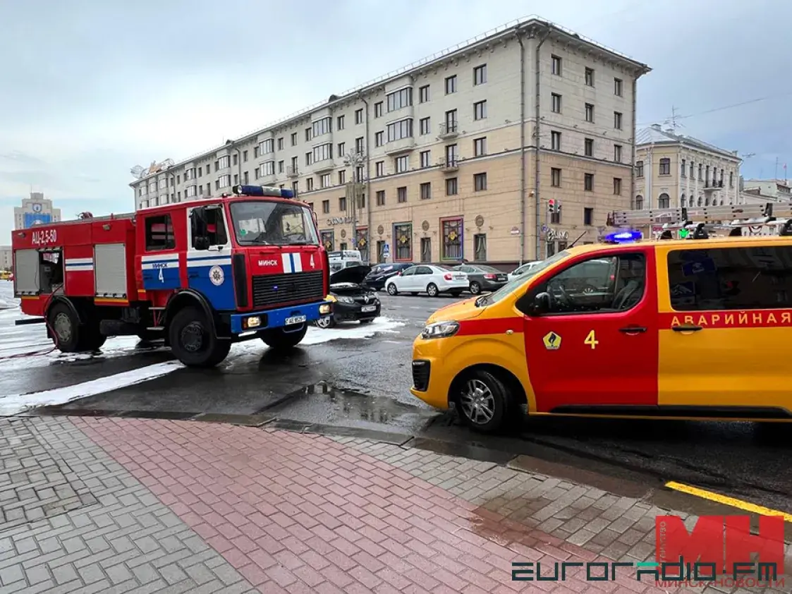 У цэнтры Мінска ў аўтамабілі таксі выбухнуў газавы балон