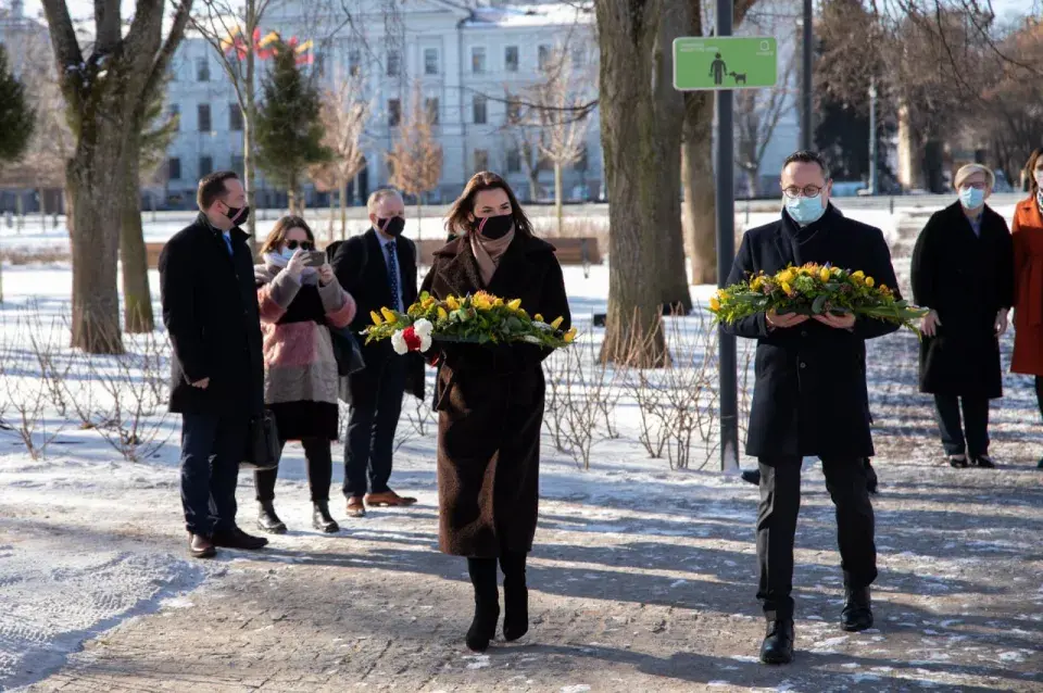 Ціханоўская разам з прэм'ерам Літвы ўшанавала памяць Каліноўскага