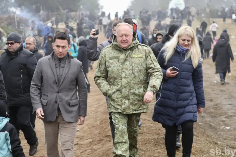 Баскаў прыехаў у лагер мігрантаў каля мяжы з Польшчай на два дні