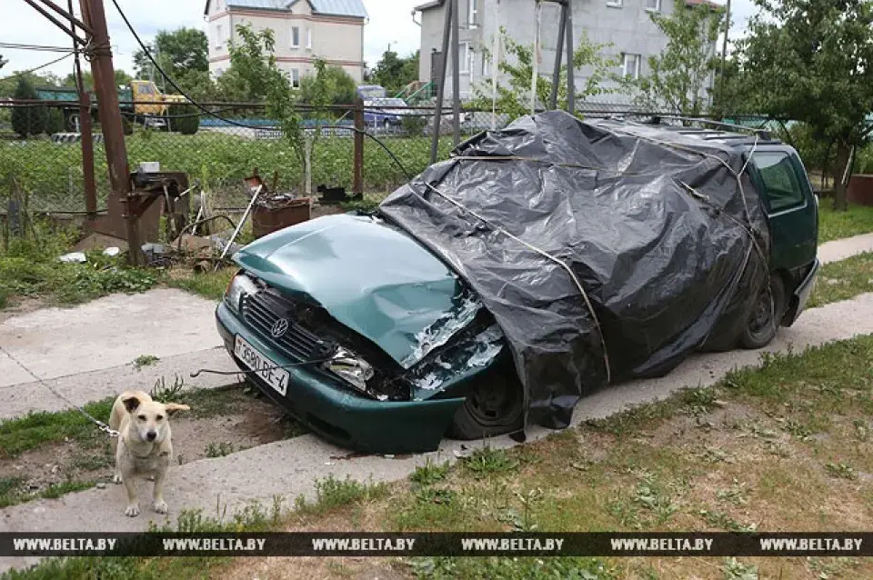 Вайскоўцы кампенсавалі страты кіроўцу легкавіка, што трапіў пад БМП