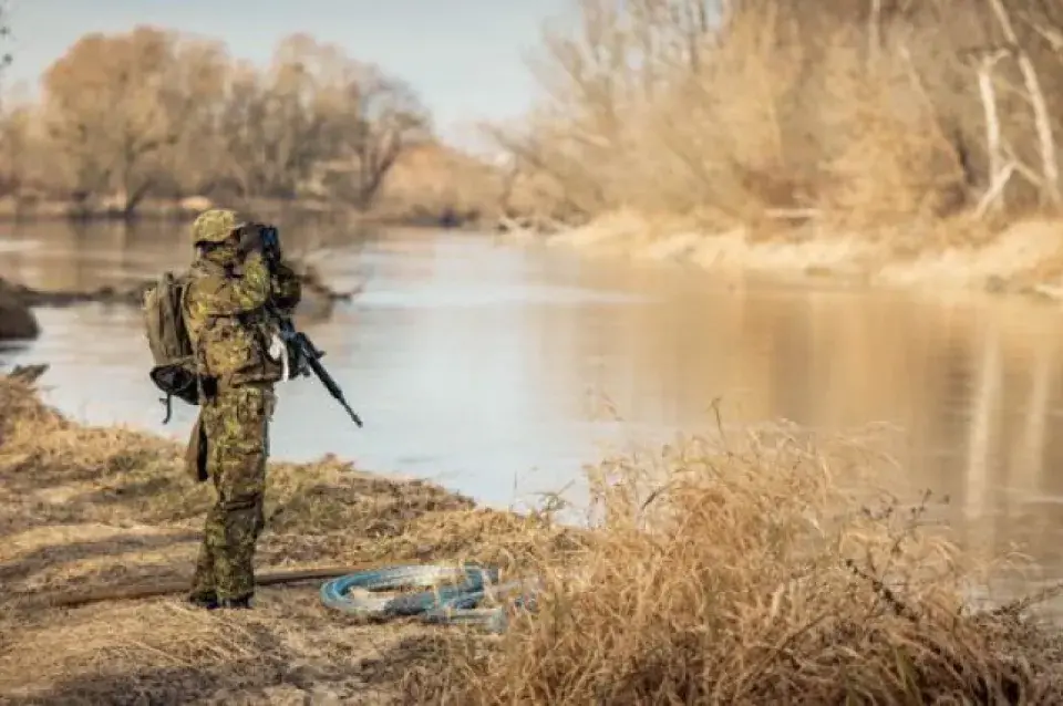 На польска-беларускай мяжы з'явіліся эстонскія вайскоўцы