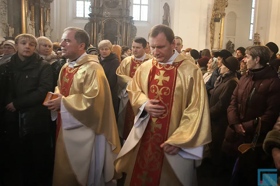 У гродзенскім касцёле пасля рэстаўрацыі адкрылі 300-гадовы алтар (фота)