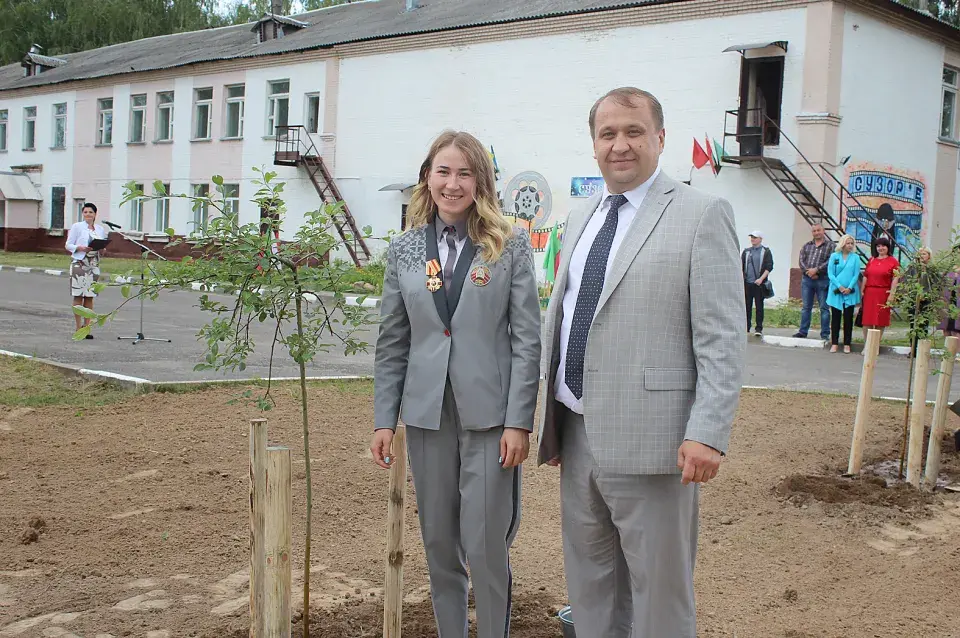 Біятланістка Дынара Алімбекава стала ганаровай грамадзянкай Чавусаў (фота) 