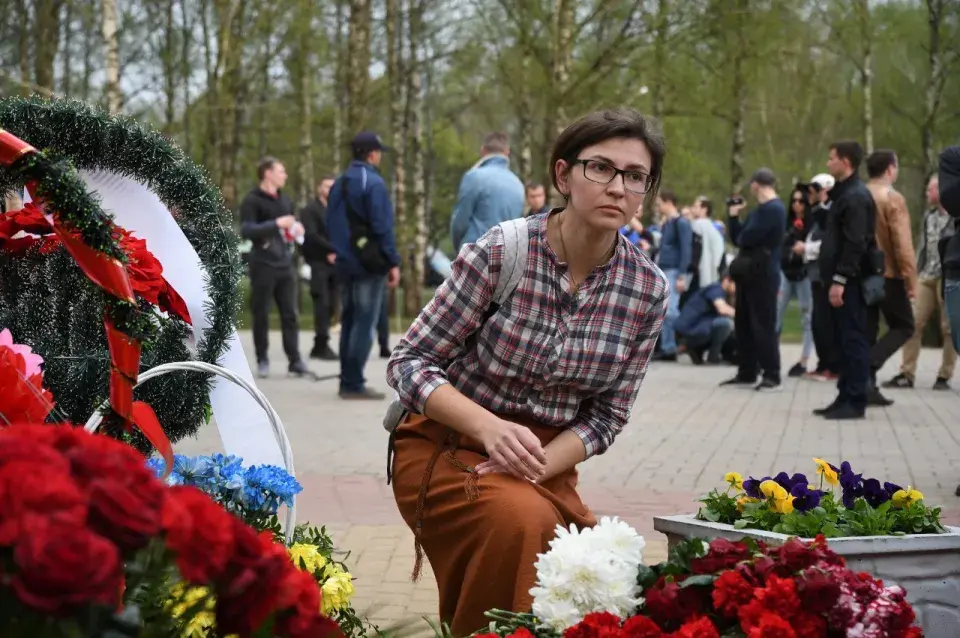 Некалькі дзясяткаў чалавек прайшлі шэсцем да парку Дружбы народаў (фота)