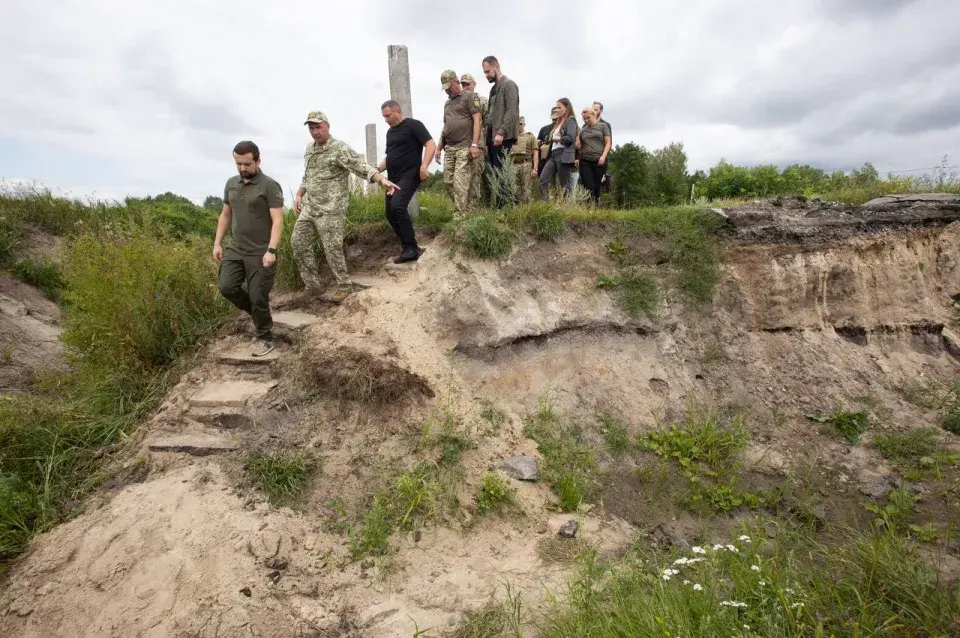 З'явіліся фота ўмацавання ўкраінска-беларускай мяжы ў Валынскай вобласці