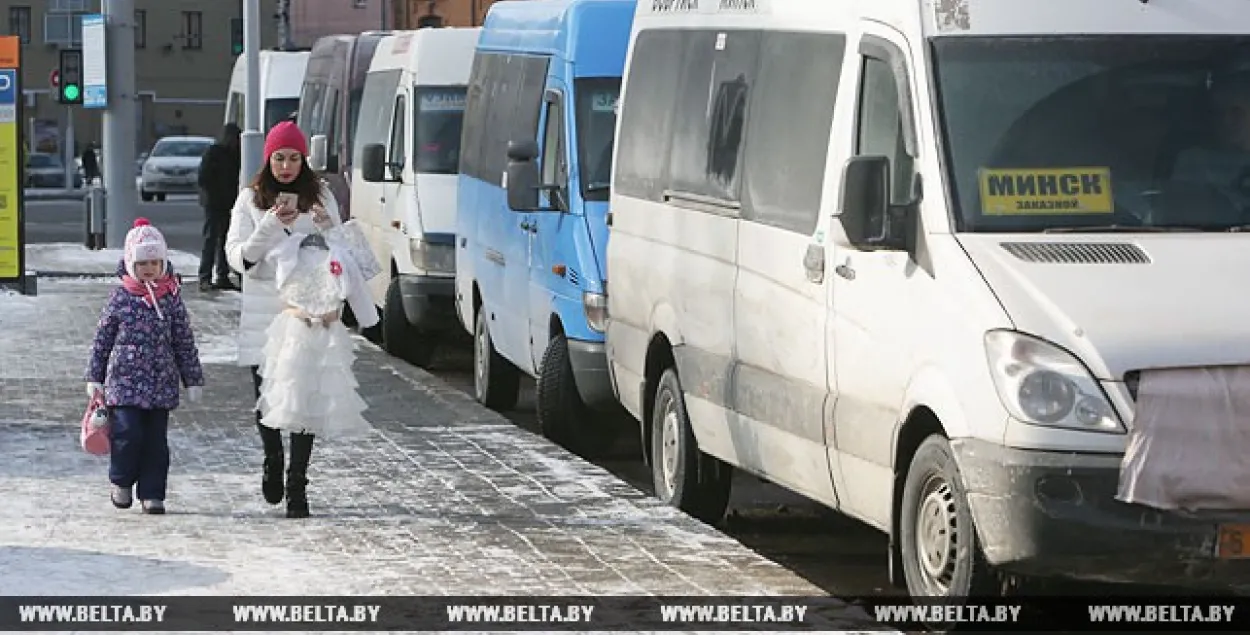 У Слуцку ў падтрымку маршрутчыкаў за 5 дзён сабралі 20 тысяч подпісаў!