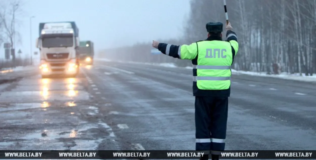 У чацвер абмяжуюць рух транспарту на трох участках аўтадарог Мінскай вобласці