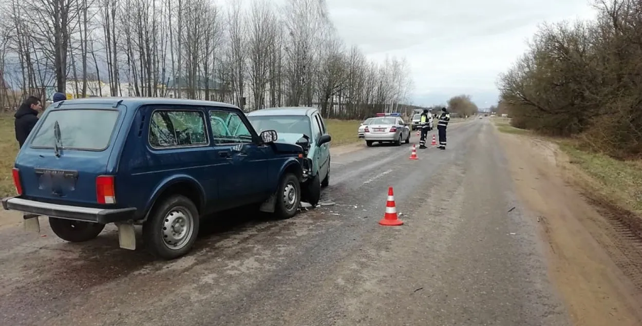 З'явілася відэа лабавой атакі "Лады" ў Гродне, у выніку якой пацярпелі дзеці