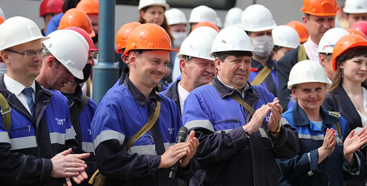 Во время встречи с рабочими &quot;Гродно Азота&quot; / president.gov.by​