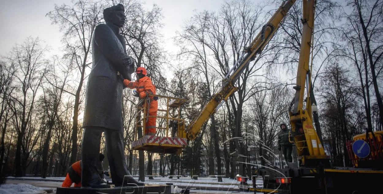 Лукашэнка павіншаваў з 125-годдзем з дня нараджэння Багдановіча