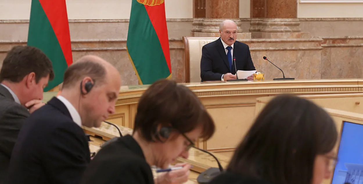 Лукашэнка распавёў, як ЕС можа пасадзейнічаць эканамічнай незалежнасці Беларусі