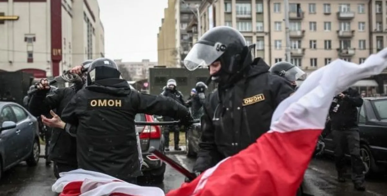 “Здаровы нацыяналізм” улады ― у чым і як ён выяўляецца? (відэа)