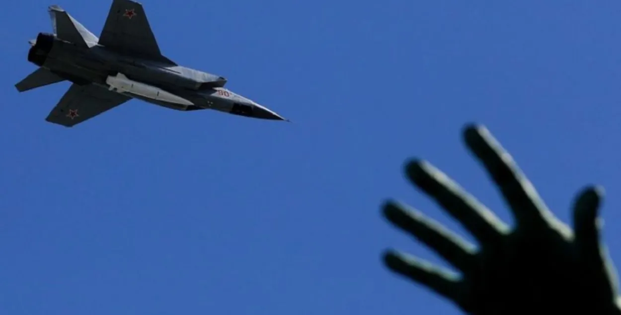 Истребитель МиГ-31К с гиперзвуковой баллистической ракетой “Кинжал” / gettyimages.com
