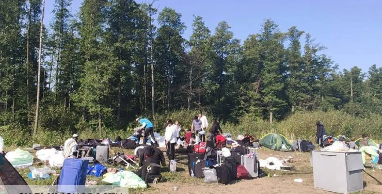 Хасіды-паломнікі вяртаюцца з нейтральнай зоны ў Беларусь