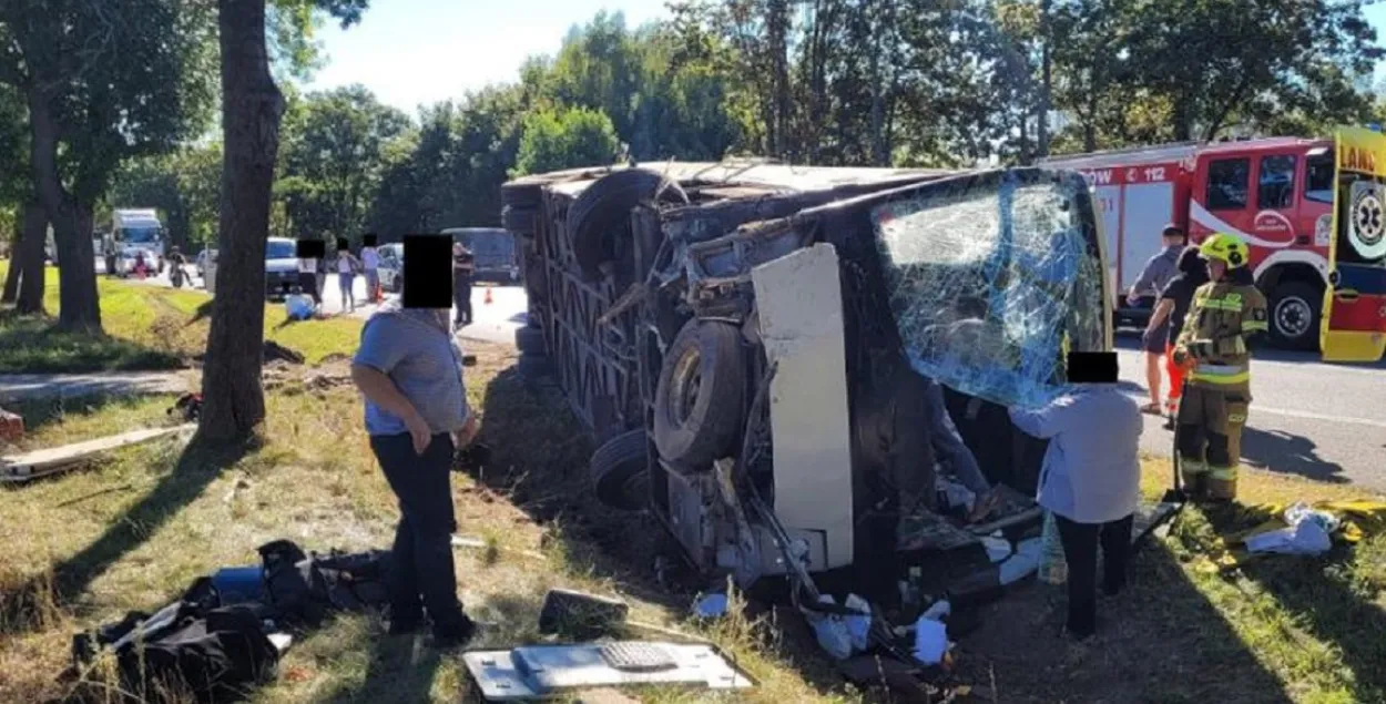 Аўтобус з беларусамі трапіў у аварыю ў Польшчы, ёсць пацярпелыя