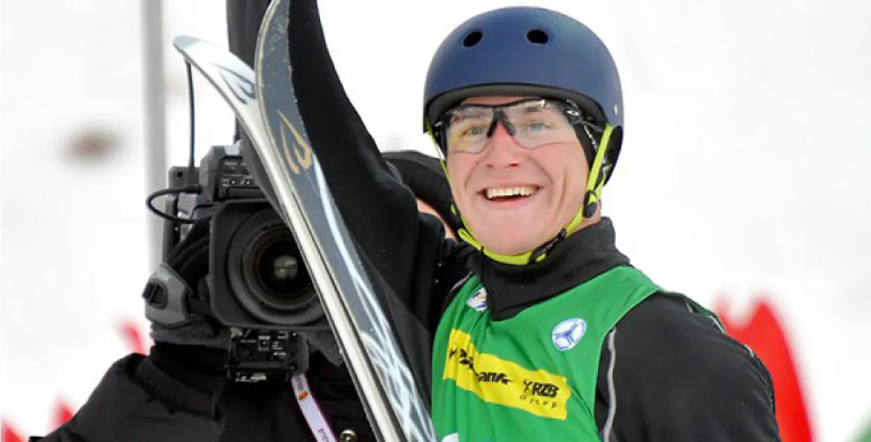 Максім Гусцік выйграў этап Кубку свету па фрыстайле ў лыжнай акрабатыцы