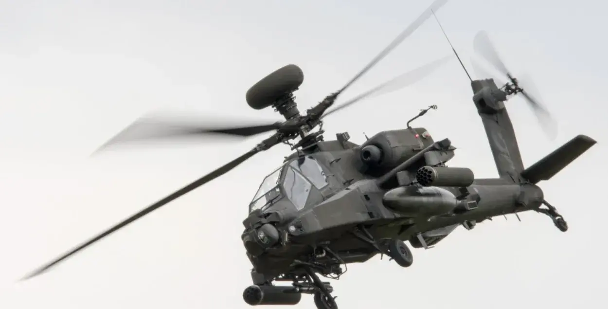 Вертолёт Apache / Karl Weller