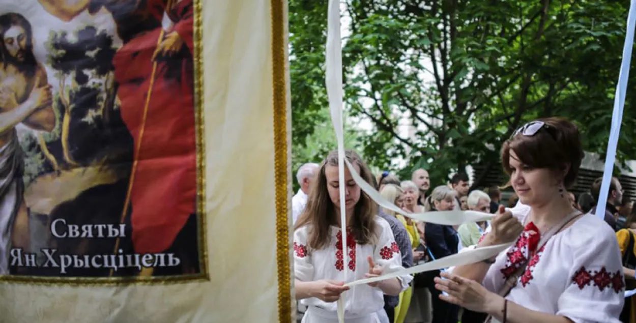 Падчас каталіцкага шэсця па Мінску вернікам пагражалі затрыманнем