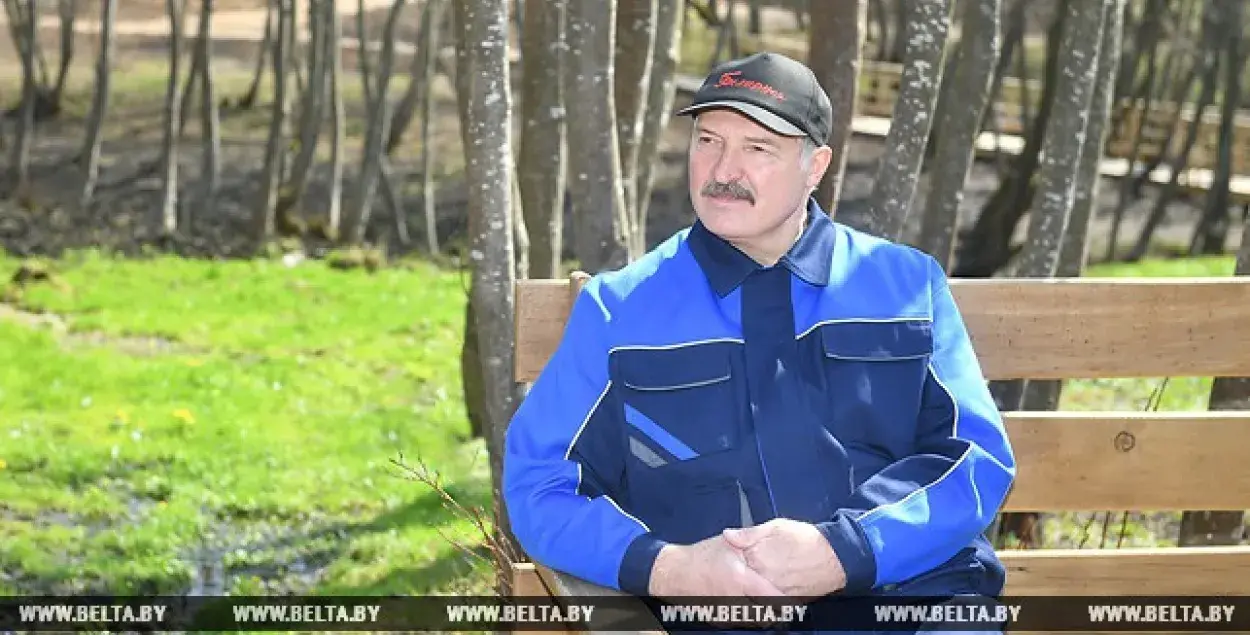 Лукашэнка не бачыць падставаў для росту коштаў у Беларусі
