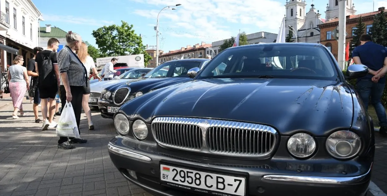 "Дарожны збор" можна будзе плаціць па месяцах