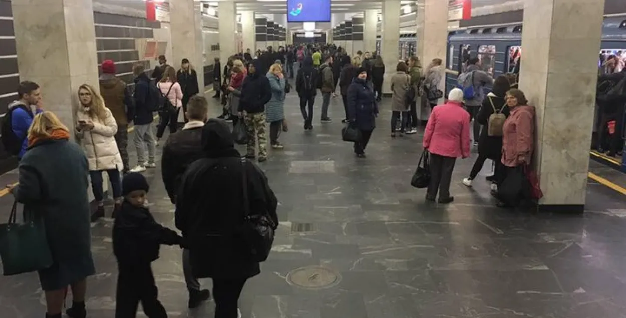 На Аўтазаводскай лініі мінскага метро адбыўся тэхнічны збой