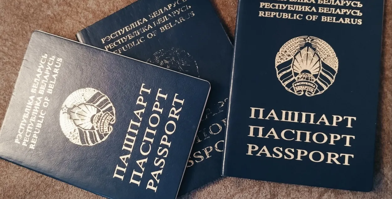 Визовый центр Испании не может отдать клиентам паспорта​ / polsha24.com