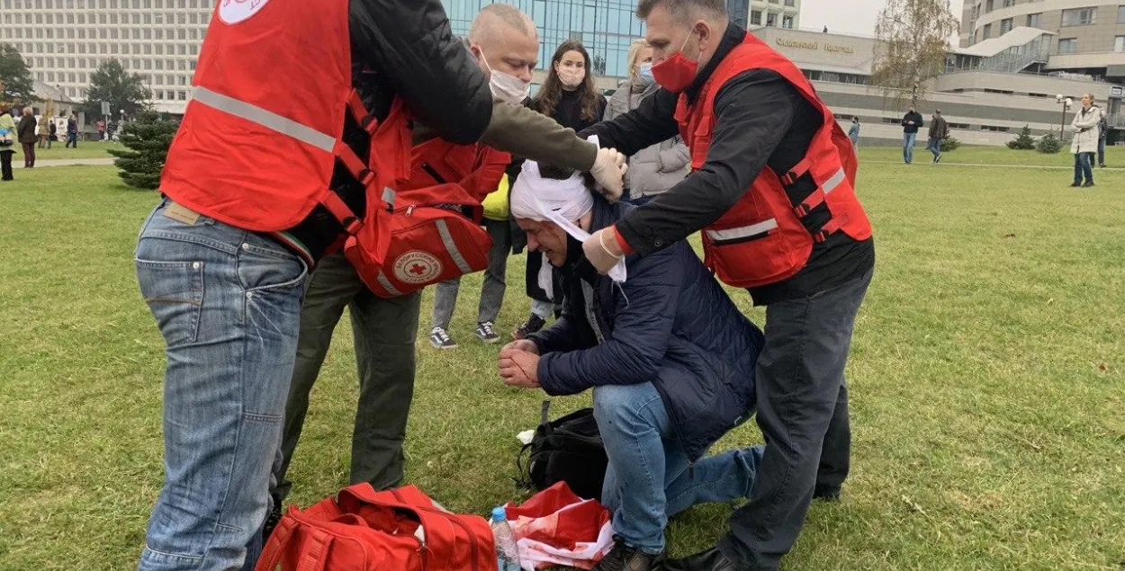 Праваабаронцы: у нядзелю затрымалі 625 чалавек, сярод іх — брат Домрачавай