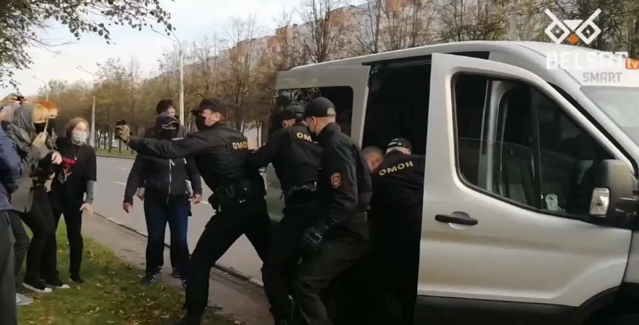 У Віцебску супраць дэманстрантаў прымянілі слезацечны газ