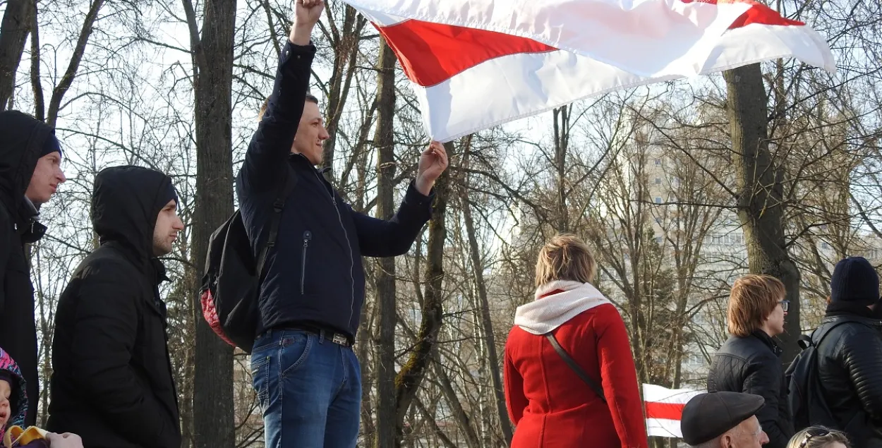 Тэкст праекта закона пра БЧБ-сцяг. Абмяркоўваем!