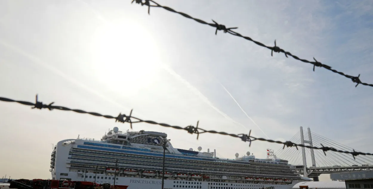 На борту Diamond Princess насчитывается до 3700 человек / Reuters​