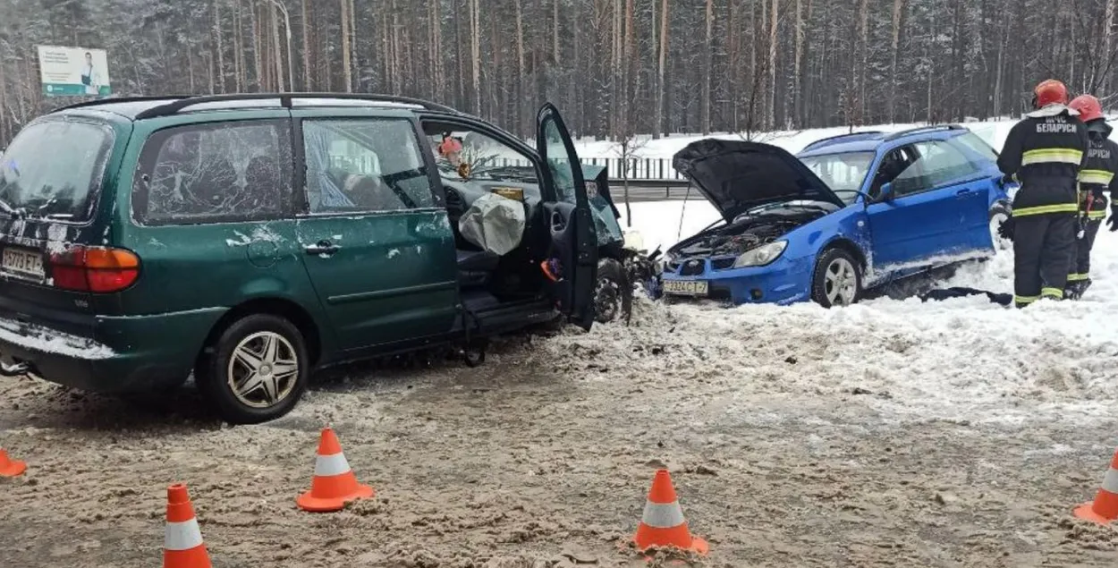 У аварыі ў Мінску загінуў пасажыр легкавіка