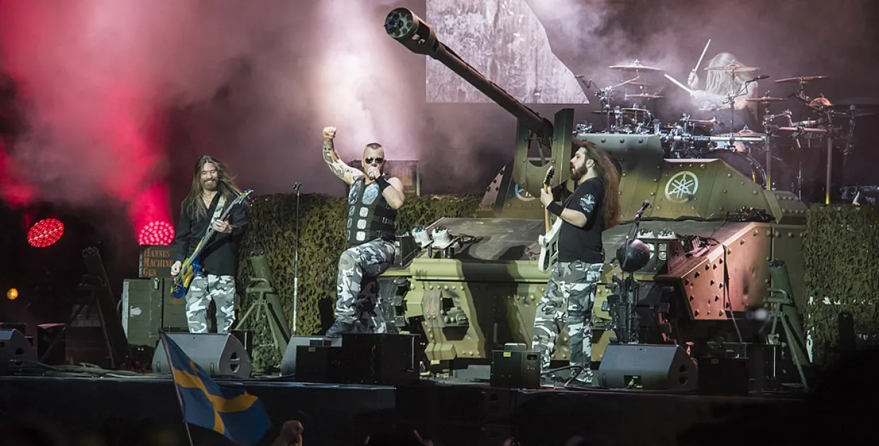 Группа Sabaton на Hellfest 2017.